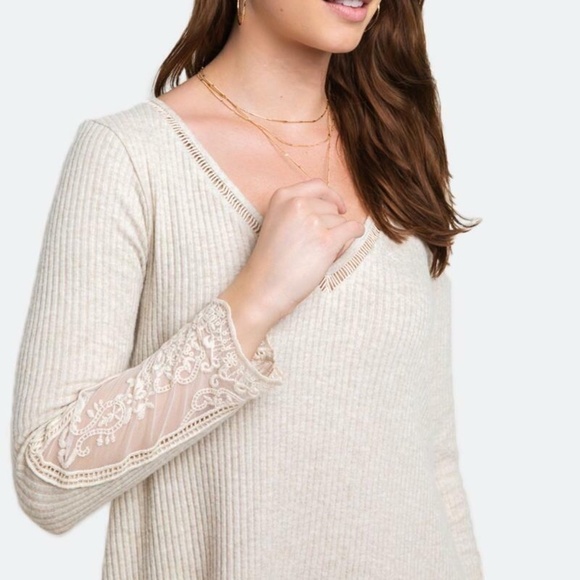 Francesca's ALYA Women Lace Long Sleeve Mini Tunic Dress Heather Oat XSS - Picture 3 of 4